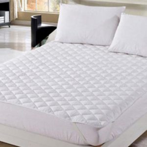 工厂批发定制 星级宾馆酒店床上用品T/C保护垫200g/㎡可折叠床护垫